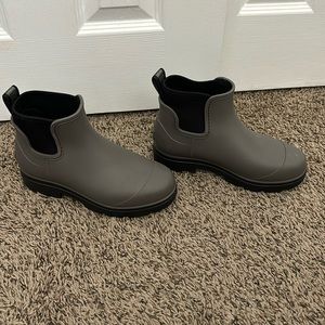 UGG Women’s Droplet Rain Boots